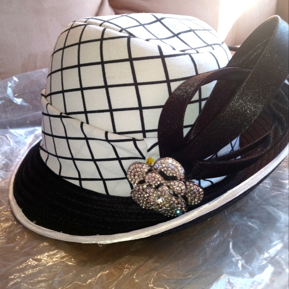 June's Young Derby Hat